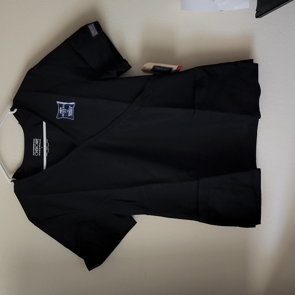 Cherokee scrub top